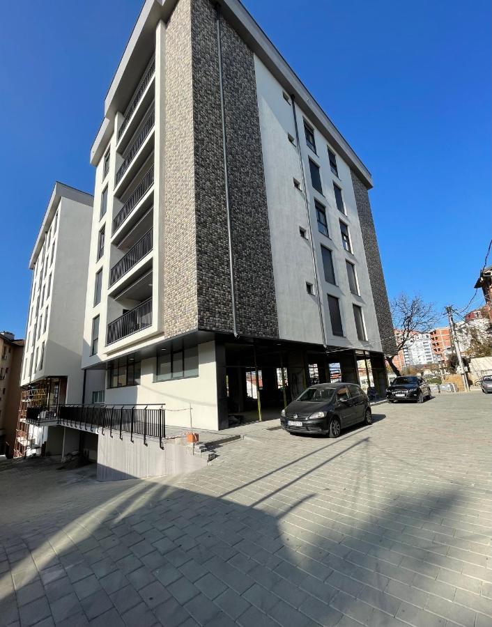 Premium Apartments Gjakova Eksteriør billede
