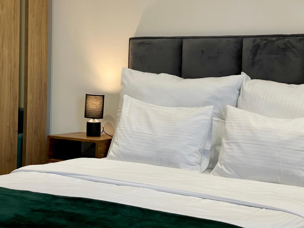 Premium Apartments Gjakova Eksteriør billede