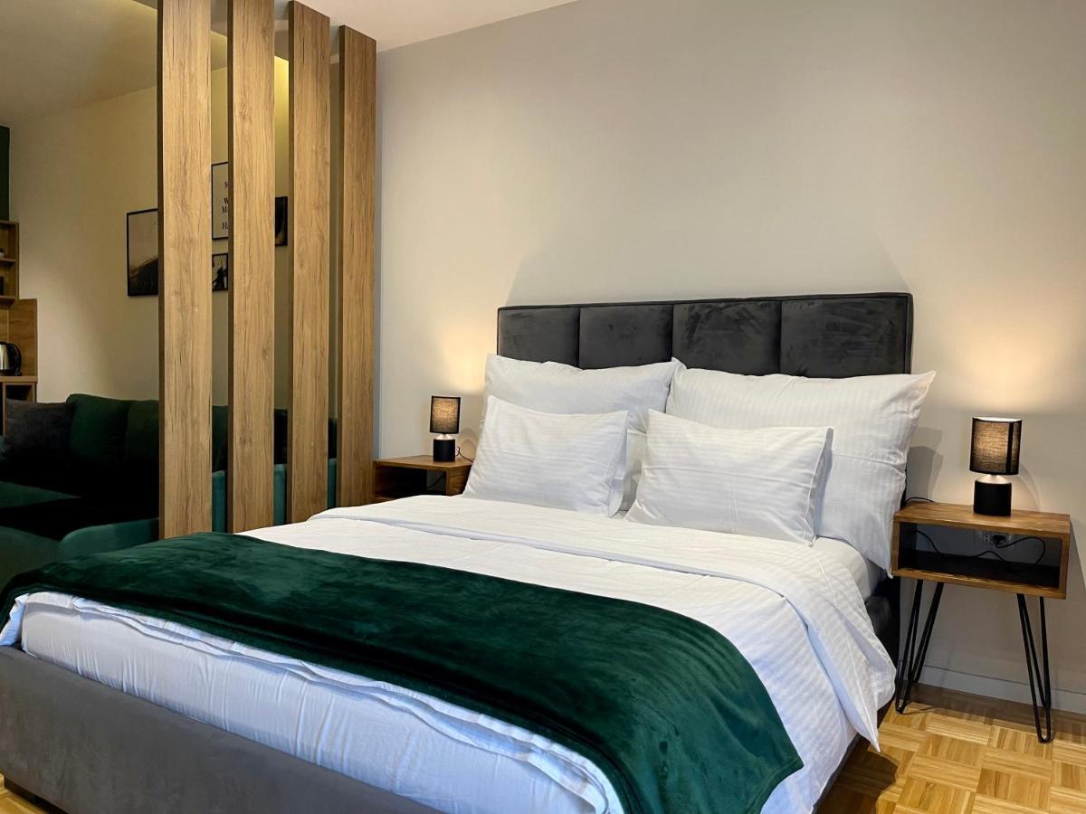 Premium Apartments Gjakova Eksteriør billede