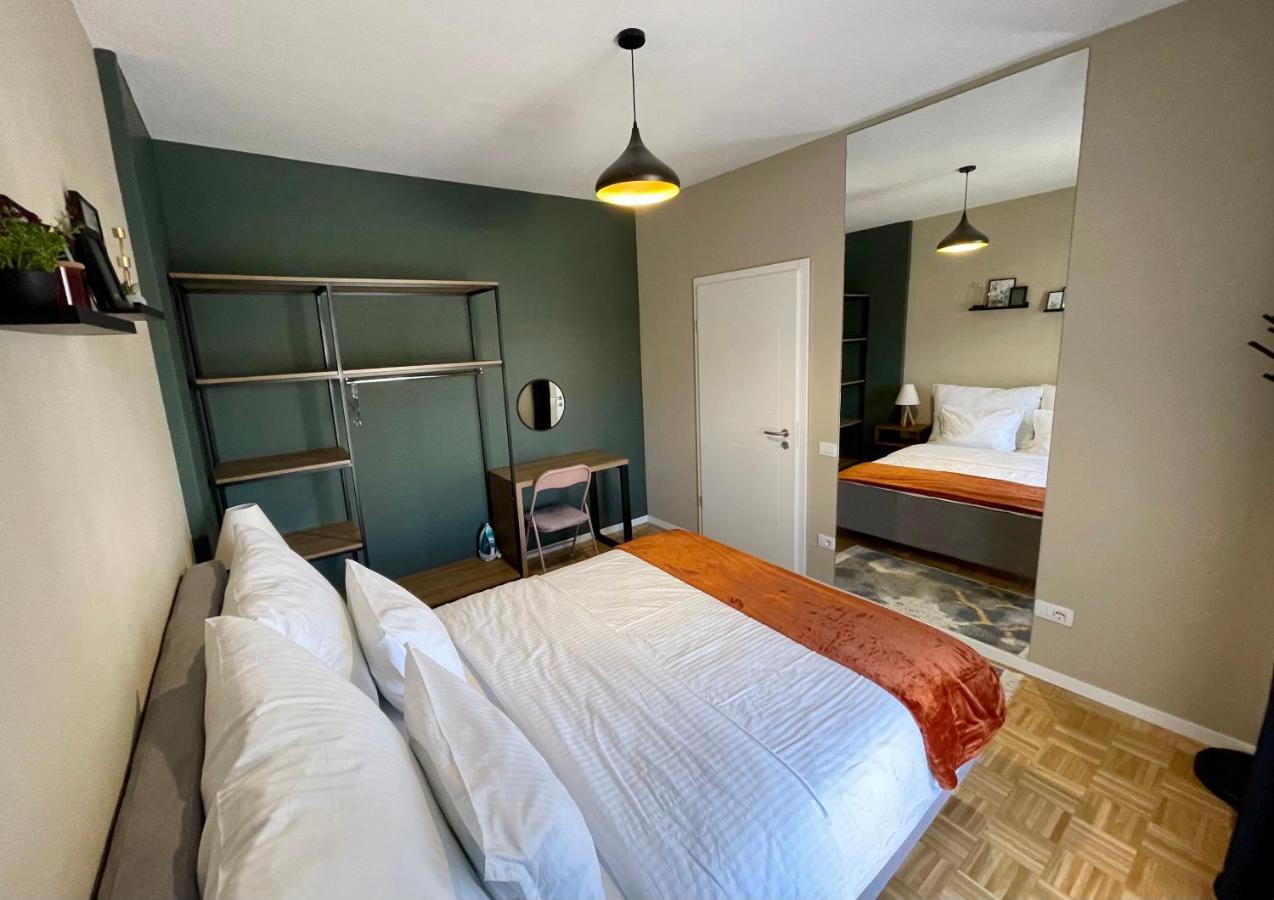 Premium Apartments Gjakova Eksteriør billede