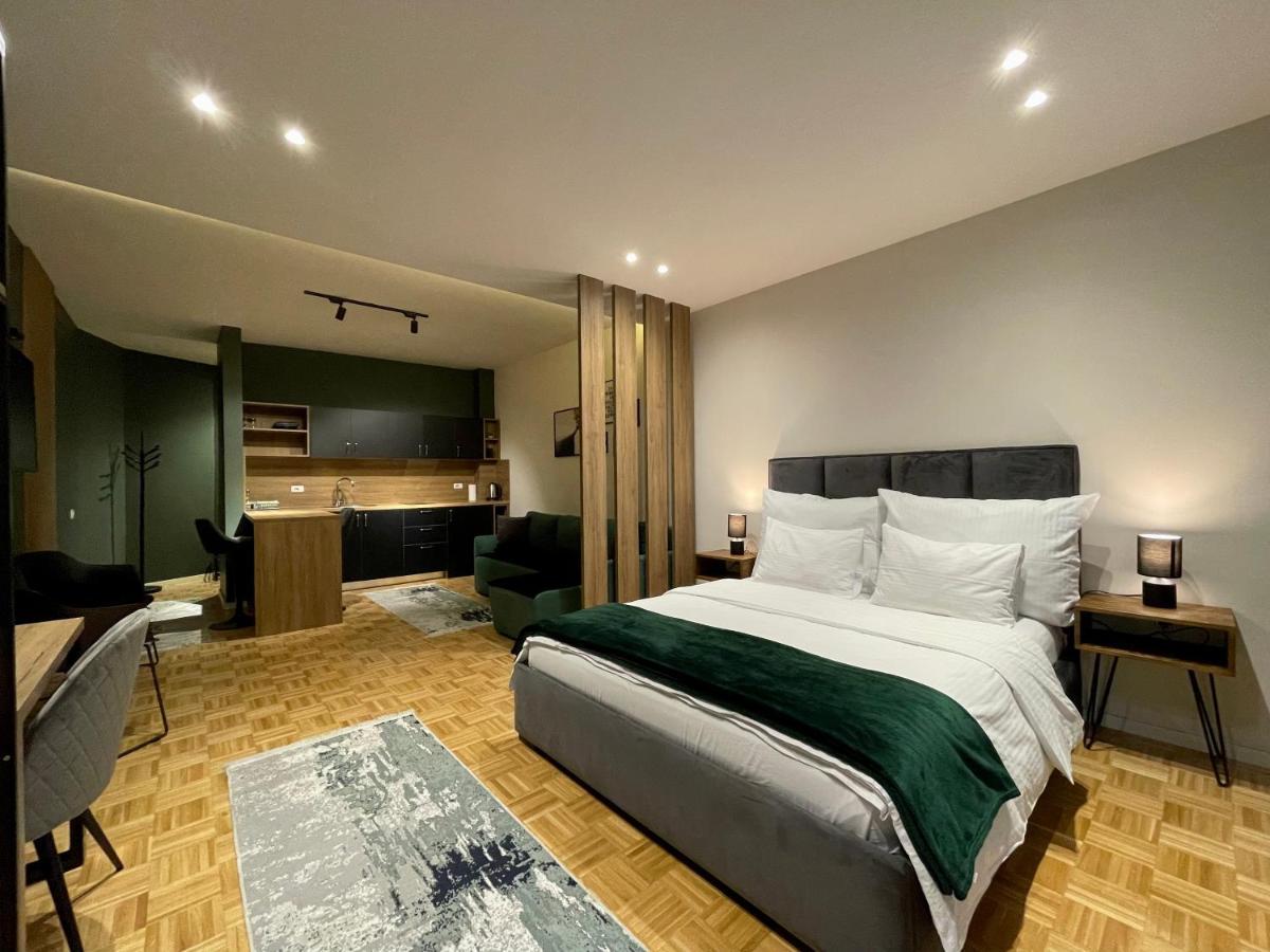 Premium Apartments Gjakova Eksteriør billede