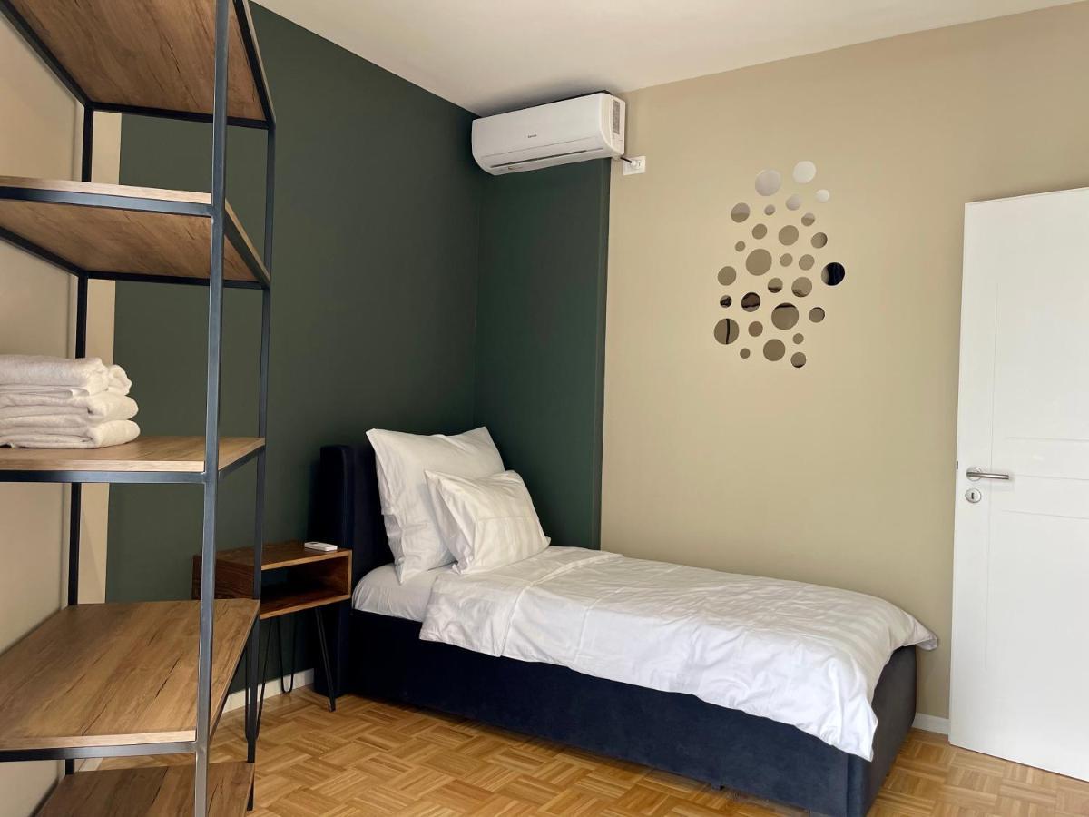Premium Apartments Gjakova Eksteriør billede